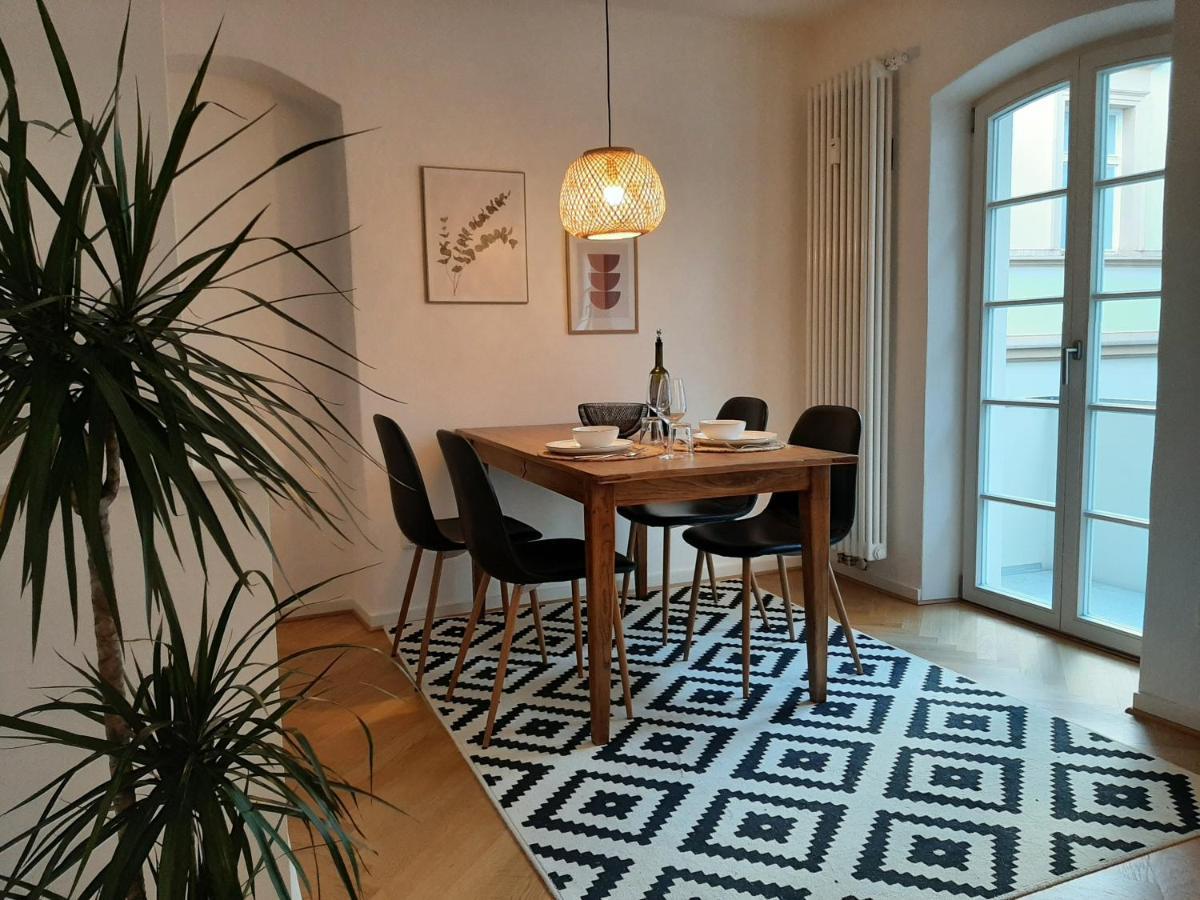 Apartament Zentrale Lage I Historisch I Parkplatz I Fahrradkeller Straubing Zewnętrze zdjęcie